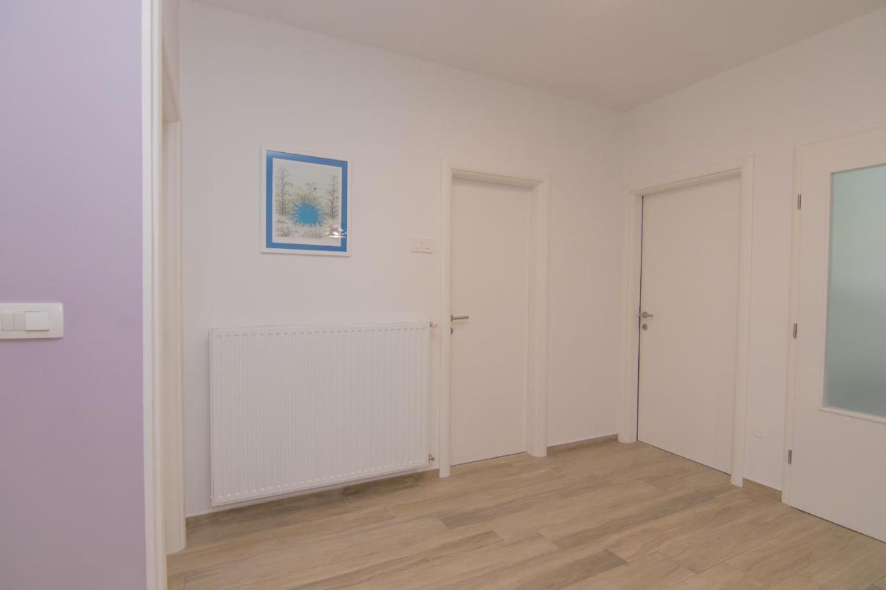 Apartment Neda Krk Town Eksteriør bilde